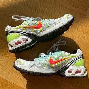 Nike torch 4 shoes worn one time like new